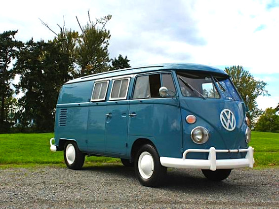 Sounds French: ’66 Volkswagen Caravelle Camper | Mint2Me